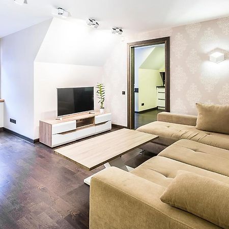 Winwinstay Apartments In Heart Of Old Town Рига Экстерьер фото