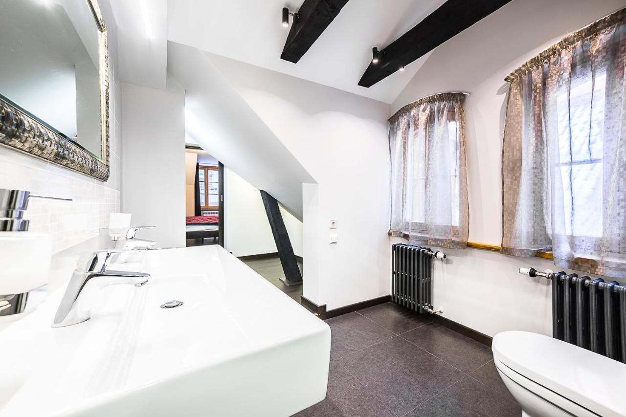 Winwinstay Apartments In Heart Of Old Town Рига Экстерьер фото