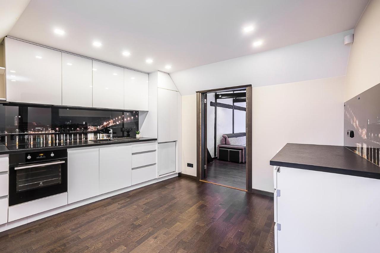 Winwinstay Apartments In Heart Of Old Town Рига Экстерьер фото