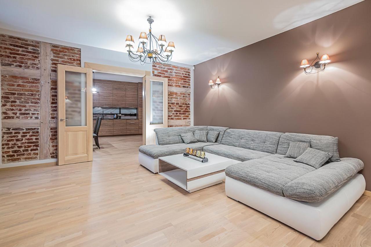 Winwinstay Apartments In Heart Of Old Town Рига Экстерьер фото